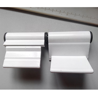 防止塑钢门窗配件损坏的措施